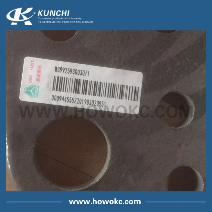 WG9925930030 Bumper Bracket Left HOWO T7H