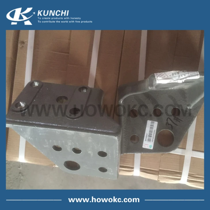 WG9925930030 Bumper Bracket Left HOWO T7H